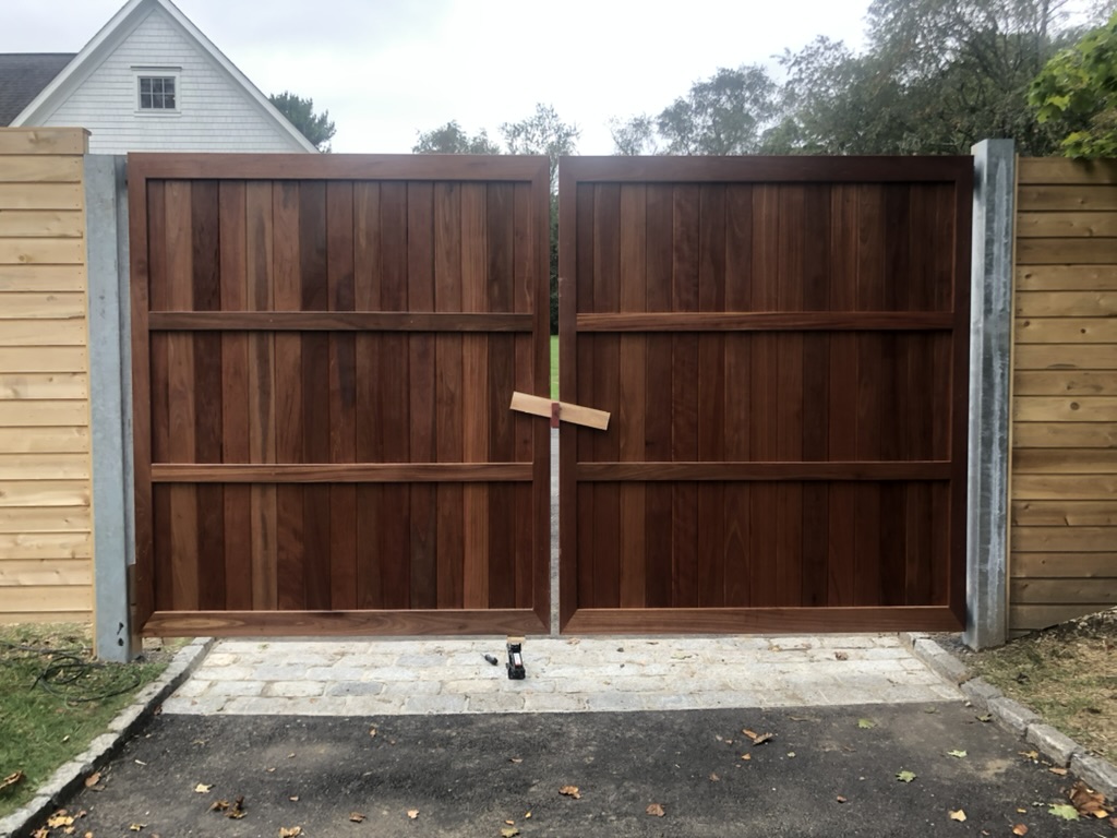 How to Build Wooden Gates